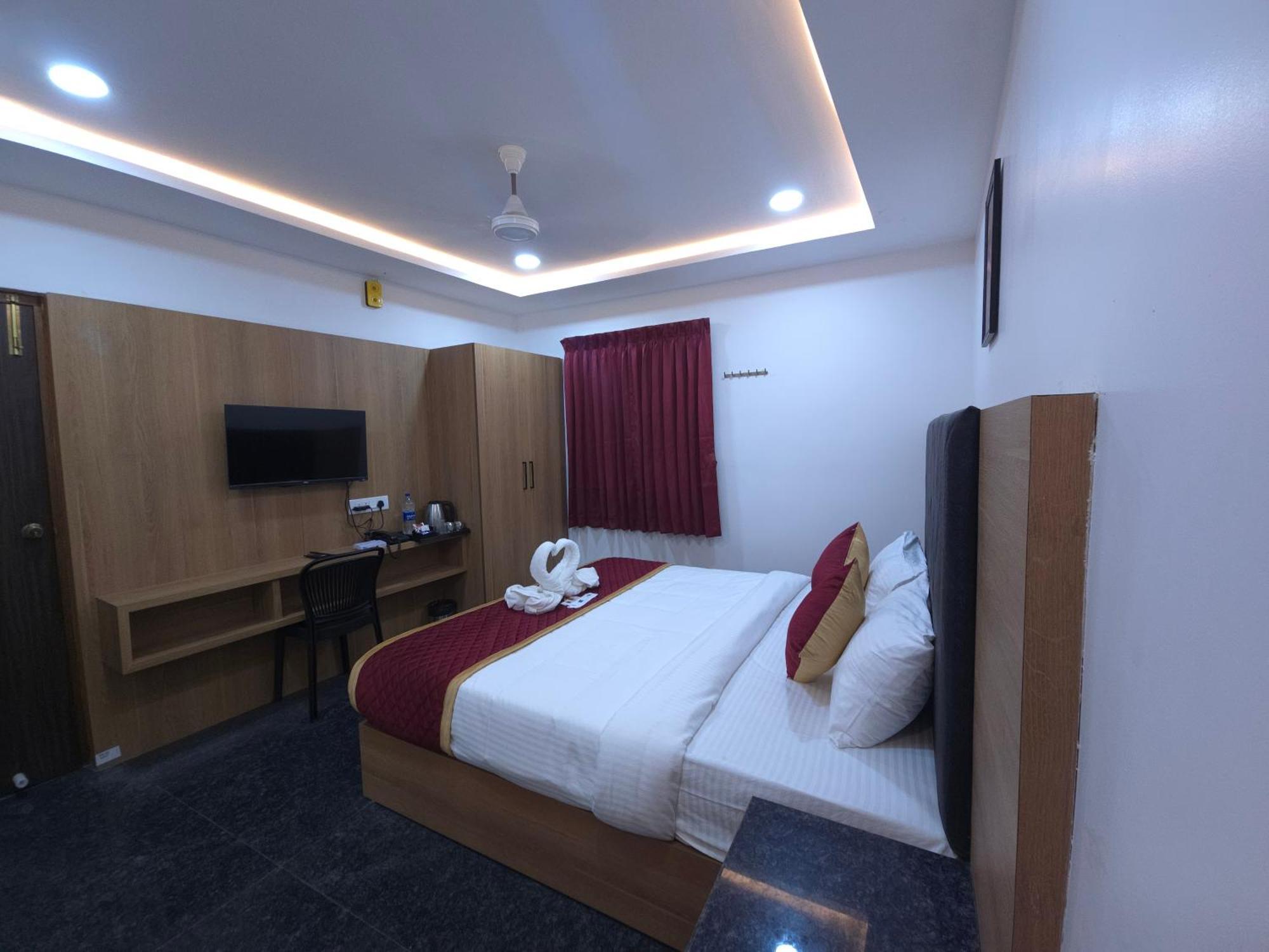 Hotel Shreem Sesha Sai Residency Tiruvannāmalai Exterior foto