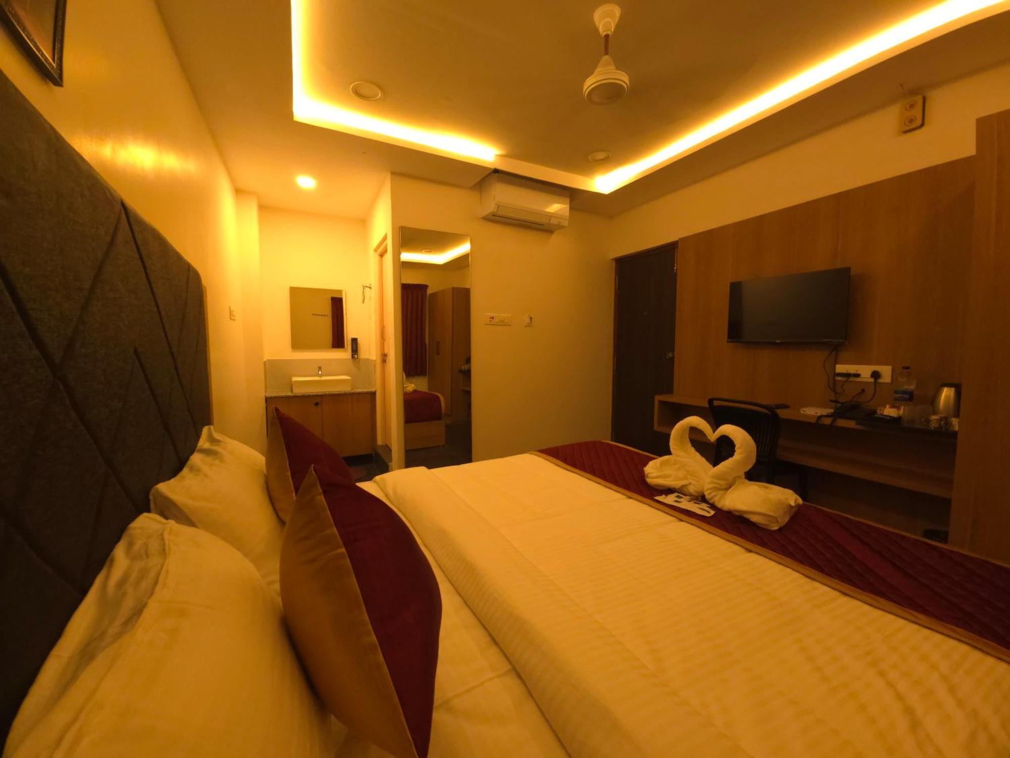 Hotel Shreem Sesha Sai Residency Tiruvannāmalai Exterior foto